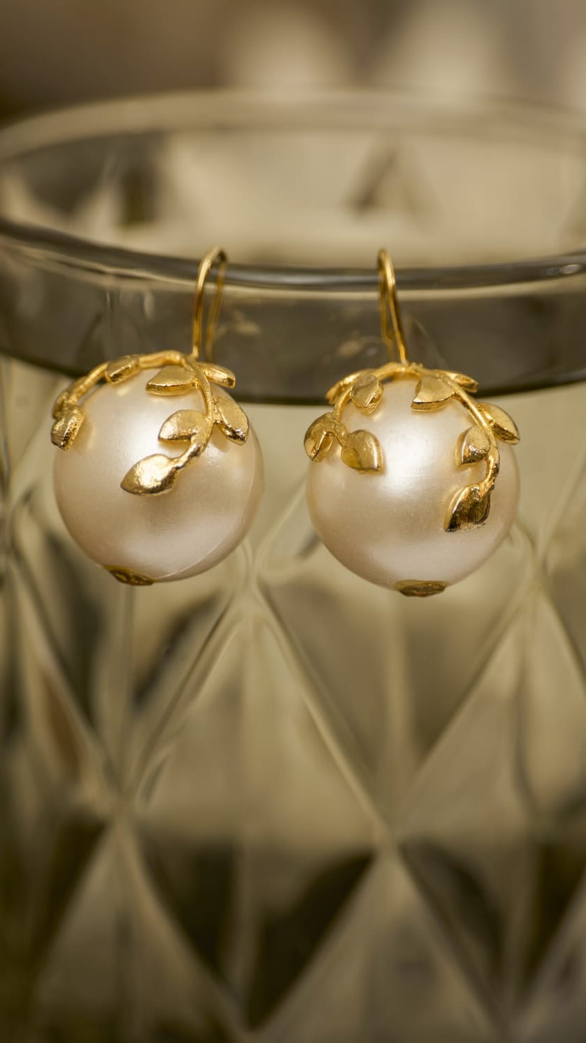 Bestselling pearl drop earrings