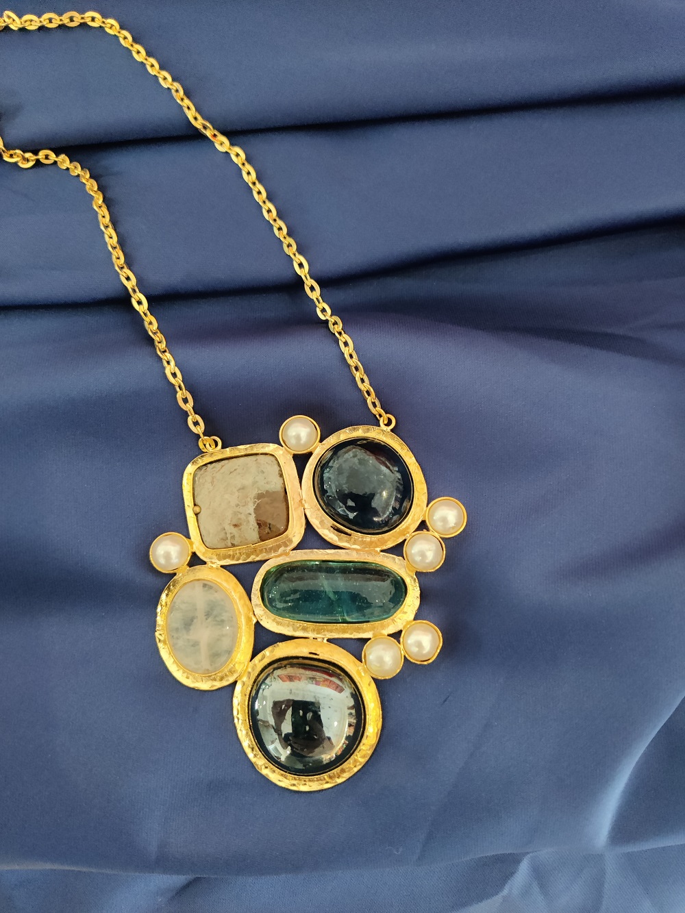 Shimmering Gemstone Necklace Set – Starla